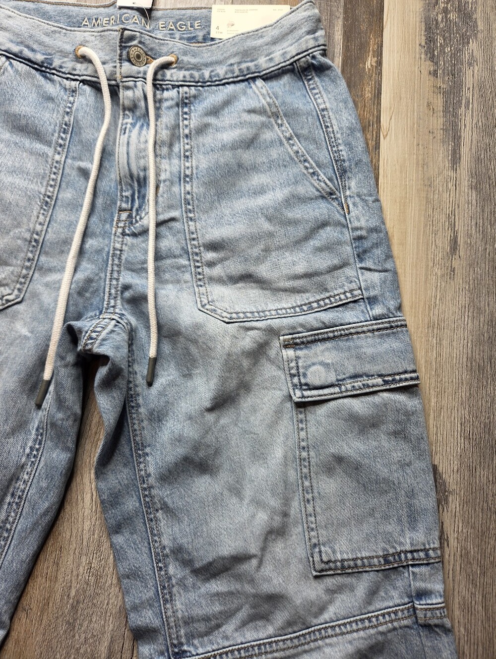 American Eagle NEW Jeans Jogger Ice Blue Size 4 27W Cargo - Picture 8 of 12